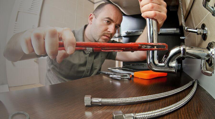 Professional expert plumbing services in Holcomb, MS